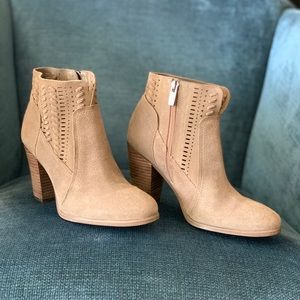 Vince Camuto suede bootie Size 7
